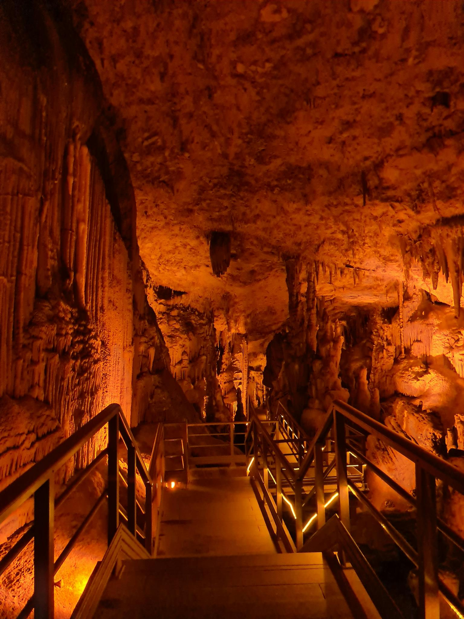 Discover the mesmerizing stalactites and stalagmites in Hacıbahattin Cave, Mersin, Turkey.
